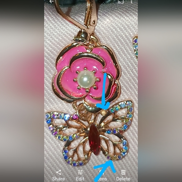 Rhinestone Butterfly Earrings with Dangling Rose Faux Pearl Silvertone Setting - Picture 14 of 15